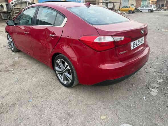 فورتي وارد امريكي موديل 2016 رقم كربلاء تحويل رقمي الجديد 
فول مواصفات فتحة جلد بصمة بصمة بيبان كامرا تدفئة بالكشنات مرايات شفط يدات نيكل ويل كب مكينه 1800 حادثها مال امريكا داعمية فقط بدون صبغ مكفولة 
وحالياً بيها حادث طخة بنيد وداعمية ولايتات ابيعها على وضعها مكان السيارة بغداد مشتل سعر105 سيارة ماشيه 90 الف
***********
اعتذر عن المراوس بغداد
