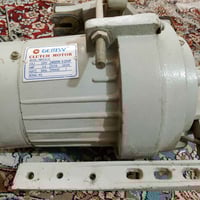 ماطور صناعي • عدد 2 • قابل تفاوض