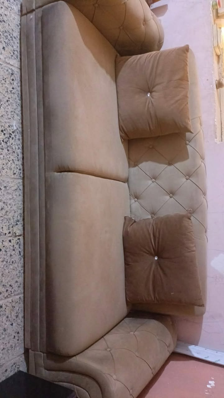 تخم تكمة للبيع عشر مقاعد


**إذا كنت صاحب هذا الإعلان وتريد حذفه لأي سبب، رجاءا أرسل رسالة إلى الدعم الفني**