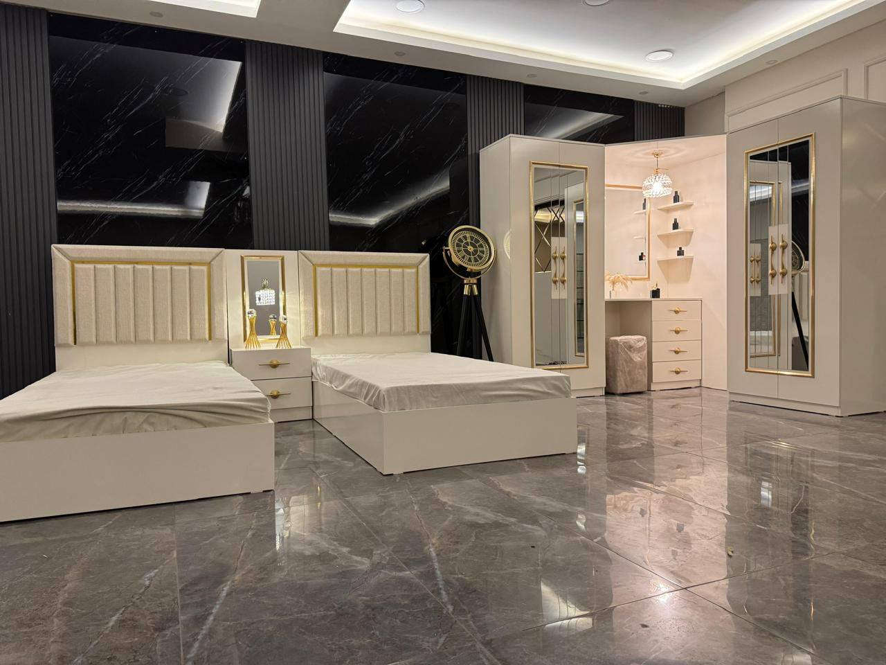 لعشاق التميز والأناقة وفرنا لكم غرفة النوم الزاوية الشبابي العصرية والجديدة كليا موديل   [ روبي ] للإستفسار مراسلة الصفحة او الإتصال على الرقم ***********👉 زورونا تجدون ما يميزكم.. تكريت القادسية شارع الكراج.
