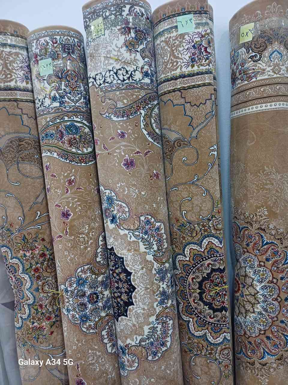 زوليه 3*5 كاشان 700 شانه عرض خاص سعر 225
زوليه كاشان 3*6  سعر 270
حياكم الله جميعن 
***********
مجمع الجوادين
