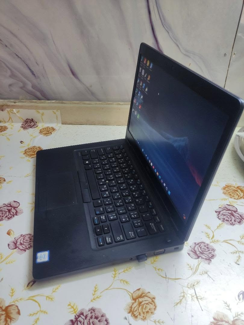 لابتوب كوريi5 

جيل السادس ذاكرة 128 

رام 8 ssd m.2 

جهاز منصب عليه ويندوز 11 بدون اي تعليق او لاك 

كلشي شغال 

بي منفذ تايبسي سماعات وشحن ومنفذ HDMI

بطارية اكثر من 3 ساعات 

سعرة 200 الف ويرهم مراوس مع جهاز ايفون او اندرويد


**إذا كنت صاحب هذا الإعلان وتريد حذفه لأي سبب، رجاءا أرسل رسالة إلى الدعم الفني**
