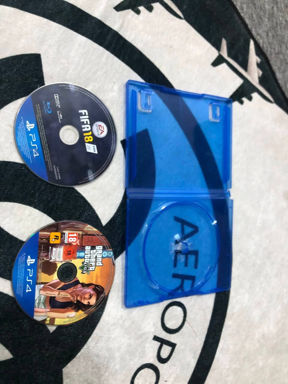 للبيع اقراص بلي فور كراند 5شغاله وفيفا 18شغاله نضيفه عربيه!! للبيع سعر 25اثنينهن وبيهن مجال مكاني البصره القبله 

+964 787 928 0345رقمي


**إذا كنت صاحب هذا الإعلان وتريد حذفه لأي سبب، رجاءا أرسل رسالة إلى الدعم الفني**