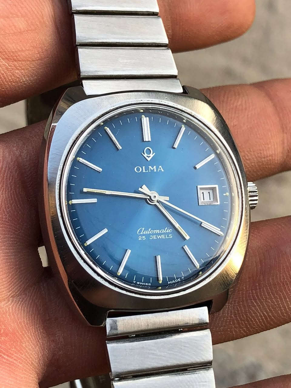 السلام عليكم 
اولما اوتمايتك سويسري 
نافذه تاريخ يومي القطر 35
لون المينه ازرق مميز بلادي نظيفه جدا 
السعر 200 دولار 
يوجد توصيل


**إذا كنت صاحب هذا الإعلان وتريد حذفه لأي سبب، رجاءا أرسل رسالة إلى الدعم الفني**