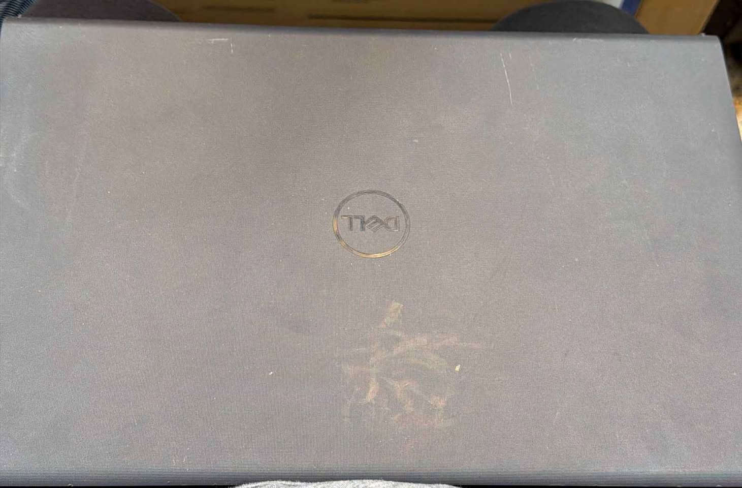 لابتوب Dell
Ci7 
Thn13
هارد 512 Ssd N.vm.2
رام 8 
كارت شاشة 8 داخلي
مستخدم اقل الشهر 
السعر 700 الف تكريت, صلاح الدين


**إذا كنت صاحب هذا الإعلان وتريد حذفه لأي سبب، رجاءا أرسل رسالة إلى الدعم الفني**