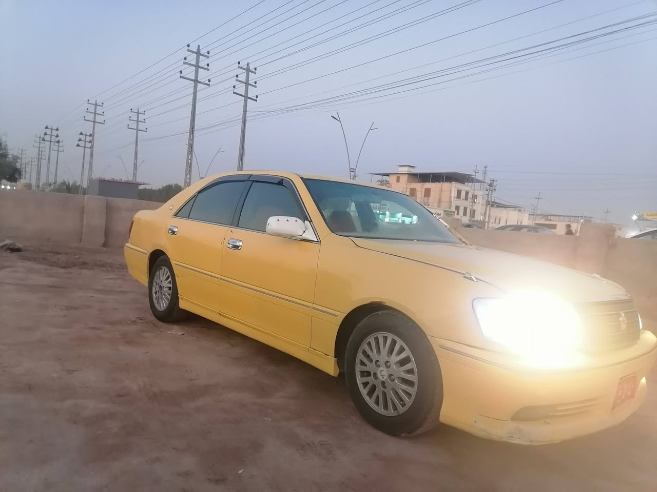 السلام عليكم سياره جنون للبيع كصتين سياره كير ومكينه خير من الله السياره وكاله عامه السعر 45العنوان البصره القرنه رقم الهاتف ***********
