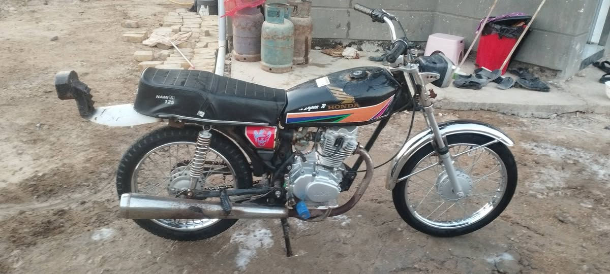 اربعه كير لبيع كلك كلك سعر 375 باقي التفاصيل خاص


**إذا كنت صاحب هذا الإعلان وتريد حذفه لأي سبب، رجاءا أرسل رسالة إلى الدعم الفني**
