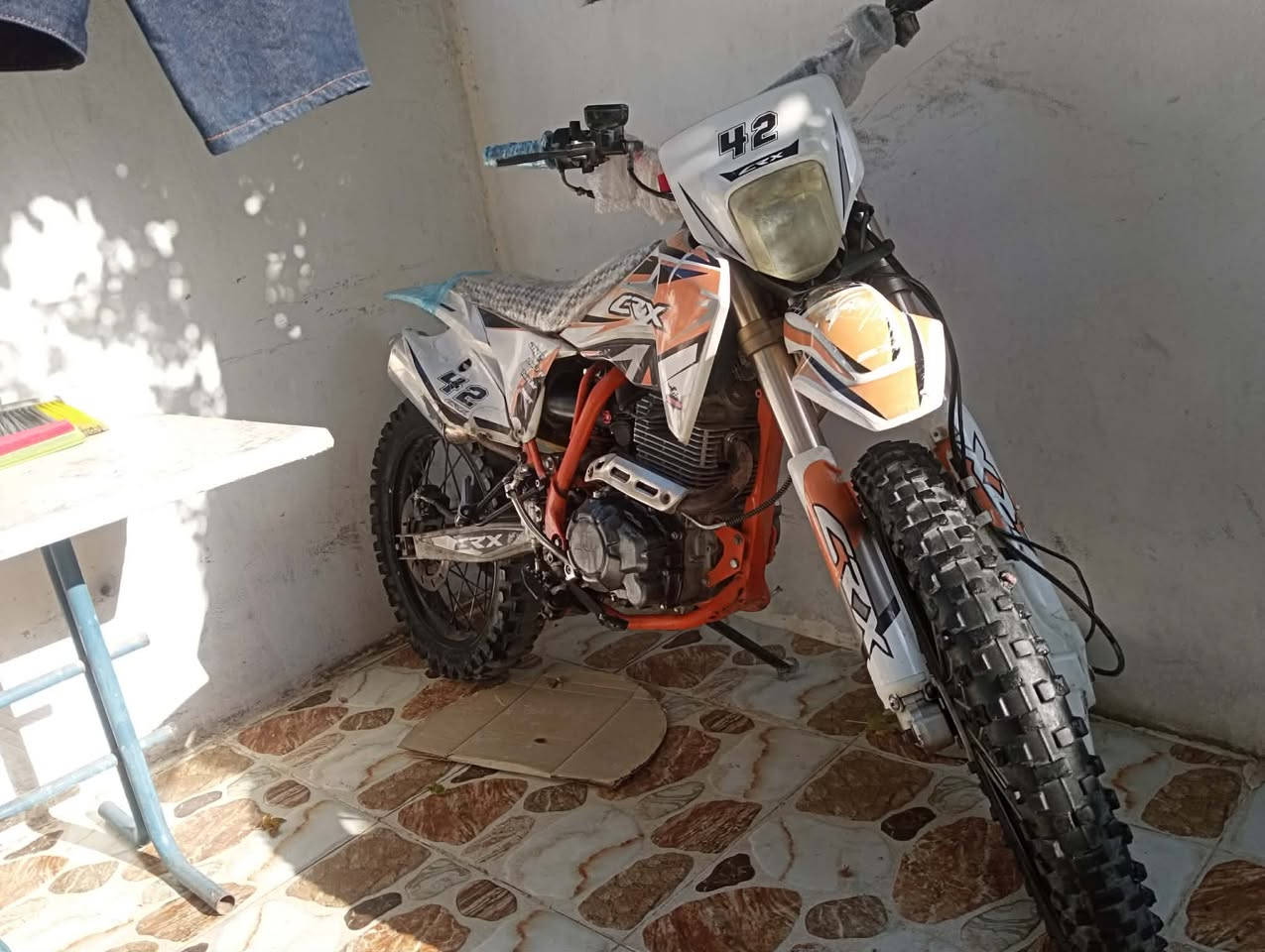 سڵاوی خواتان لبێت. ئەم CRXجوانەمان و گۆڕینۆ  هەیە بۆ فرۆشتن مەکینە250یە زۆر مەزبوتە هەموو گیانی بەشەرت کارەبای مەزبووتە مەکینەو شانسی بەشەرت سعری 650هەزار و معامەلە شوێن سلێمانی ژ.م*********** ئەگەر مووشتەری تێل کە
