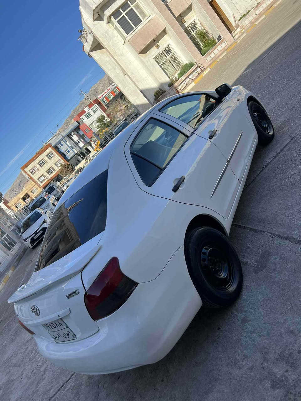 تويوتا يارس موديل ٢٠٠٩ ١بارجه ي سبوخه بي ليدان ناو زه ردو كير توماتيك سنوي نويه سياره كي زور جوانو توندو به نده به شه رتي كيرو مه كينه و ته بريدو ته حويلو غرامه هه موشتيك شوين ئاكري سعري ٨٨ وه ره قه و كميك مجال ره قم موبايل *********** دهوك, العراق
