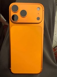 آيفون ١٧ برو ماكس • ٢٥٦ • بطاريه ١٠٠