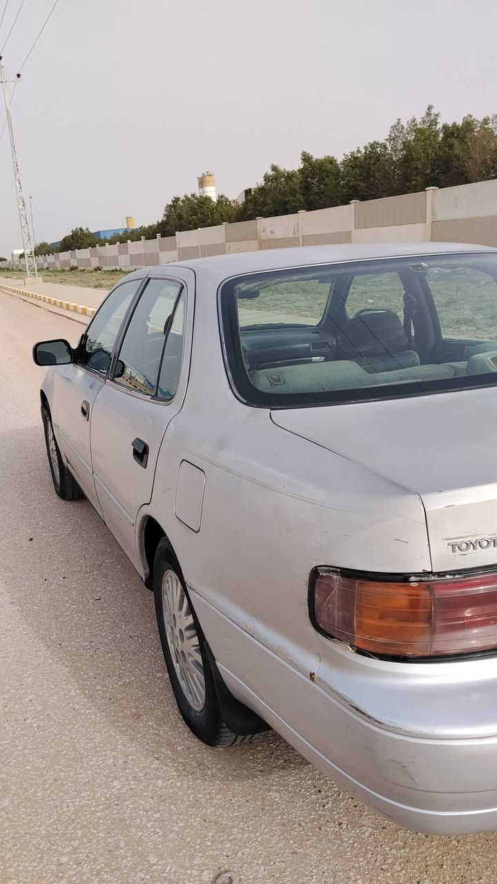 كامري 93 رصاصي محرك وكير وتبريد مكفولات رقم بغداد انكليزي دولي بأسمي تحويل ثاني يوم هزة جديدة
مشط وبور ستيرن جديد السيارة جاهزة يحتاجلها ترتيبات بسيطة وحدادية 50٪ السعر 52 وبيها مجال بسيط
مكان السيارة النجف للاستفسار ***********
