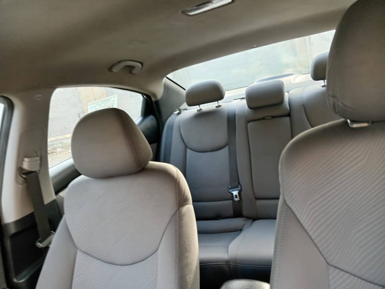 السلام عليكم  النترا لون سلفر رقم كربلاء بسمي سياره جاهزه كير محرك  محرك ٢٠٠٠تخم تاير تبريد حداديه كوله جاهزه ليبل واحد فقط البنيد مبدل بيه رشه اثر شخوط بل صفحه بدون فتح بدون معجون ***********
