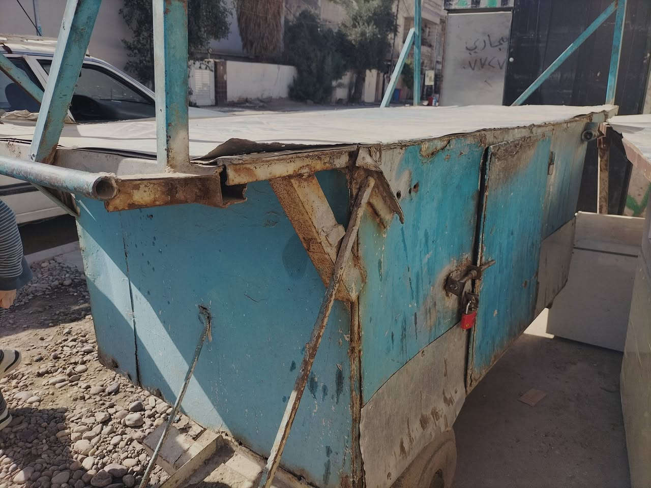 عرانه للبيع الطول 2م
العرض 1م


**إذا كنت صاحب هذا الإعلان وتريد حذفه لأي سبب، رجاءا أرسل رسالة إلى الدعم الفني**