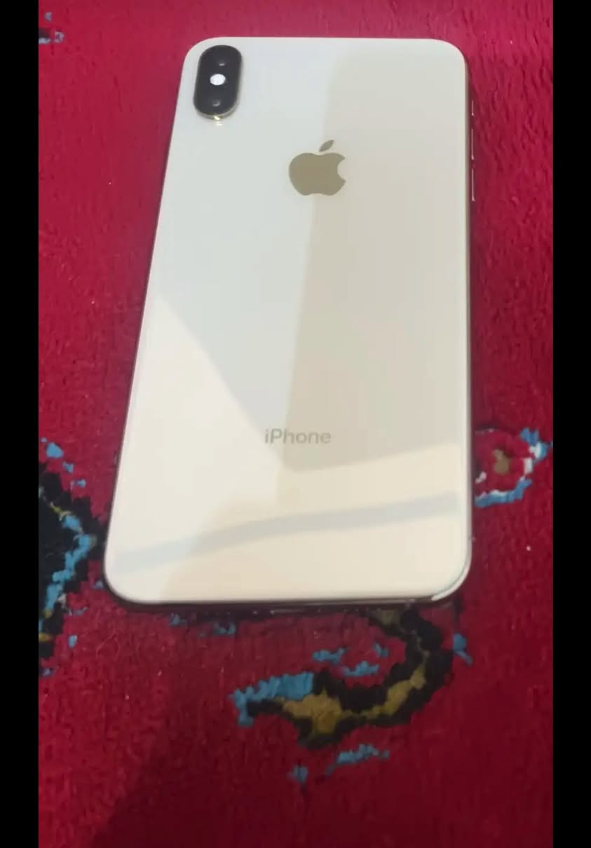 ‏سلام عليكم iPhone X ماكس للبيع 64 جيجا نظيف ما شاء الله كلها على بلادي والسعر 230 وبي مجال مكاني كركوك دوميز￼ وشرا اتصل وهذا رقمي￼ *********** تحياتي

