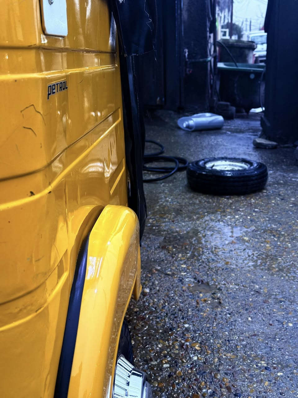 السلام عليكم تكتك 2018 شهر 11 سنويه ورقمي وبسمي مكان زعفرانيه والسعر 6 ملاين تجي واشوف بعينك متواجد نت هم ***********
