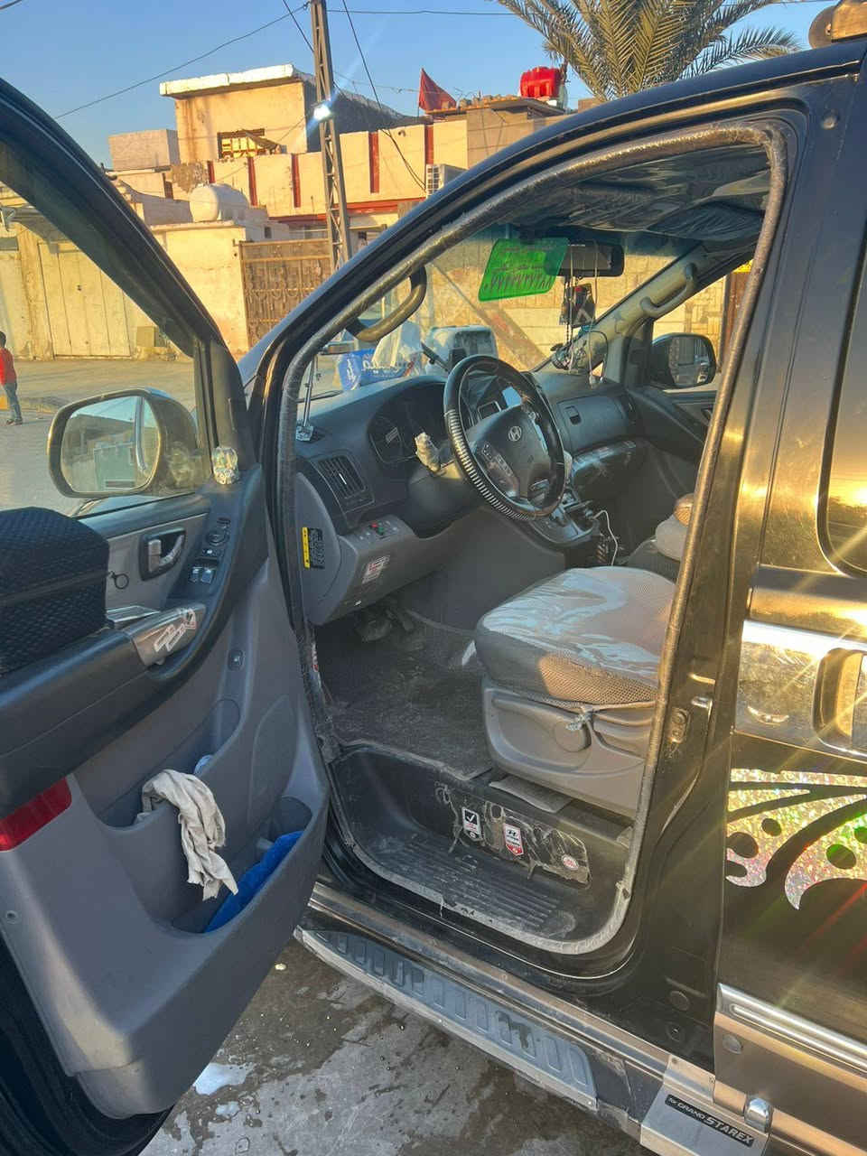 سلام عليكم ستاركس 2018 مسكر فول مواصفات عده فتحات سياره تخم تأير سيبايه درع دوشمه سياره كامله. مكلف بل نشر. لتصال ***********
