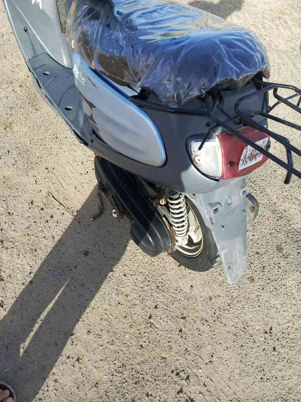 سلام عليكم  دراجة  منغوالي ام سلة 2007 دراجة  بيهة مكينة  جديدة دراجة  هندر واحد تشتغل  شاصية نضيف مابي قطرة لحيم تايرات نص عمر  كفراتة اصليات بيهن فقط شخوط ايي كسر مابيهن  مكاني طوريج قرب المعهد التقني  
سعر 185وبيهة مجال  قليل حك جية


**إذا كنت صاحب هذا الإعلان وتريد حذفه لأي سبب، رجاءا أرسل رسالة إلى الدعم الفني**