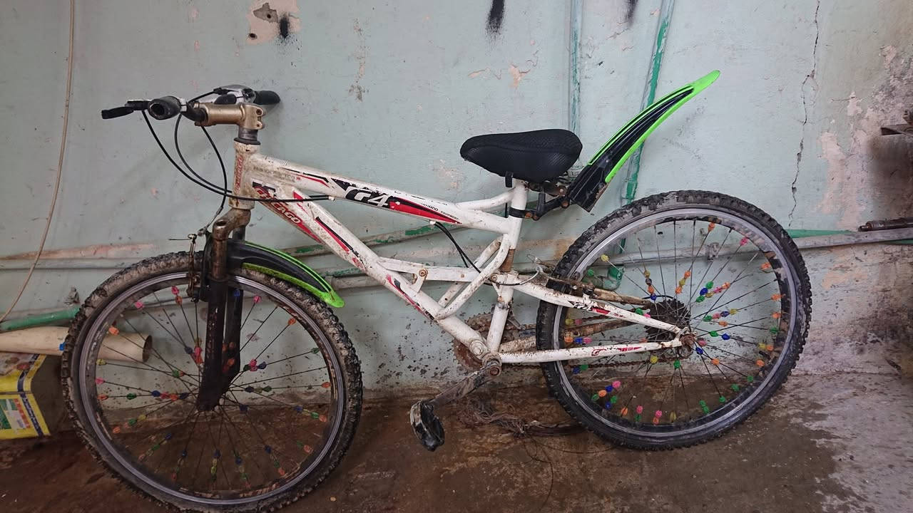 بيسكل للبيع بسعر ٨٠وبي مجال العنوان انتصار للاستفسار
***********
***********
