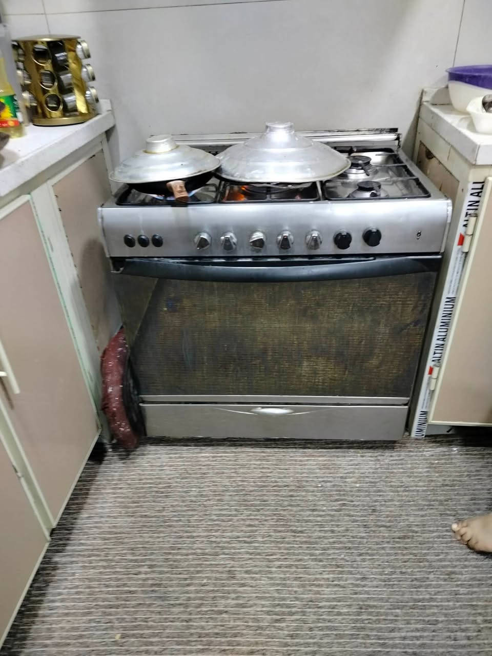 ثلاجه للبيع نضيفه كلش ضخمه شرط الفحص والشغل والتبريد ثلج ماداخله تصليح السعر 550
الطباخات 5 عيون كل واحد سعره 115
مكانهن ناصريه بسديناويه قرب الشركه الهنديه


**إذا كنت صاحب هذا الإعلان وتريد حذفه لأي سبب، رجاءا أرسل رسالة إلى الدعم الفني**