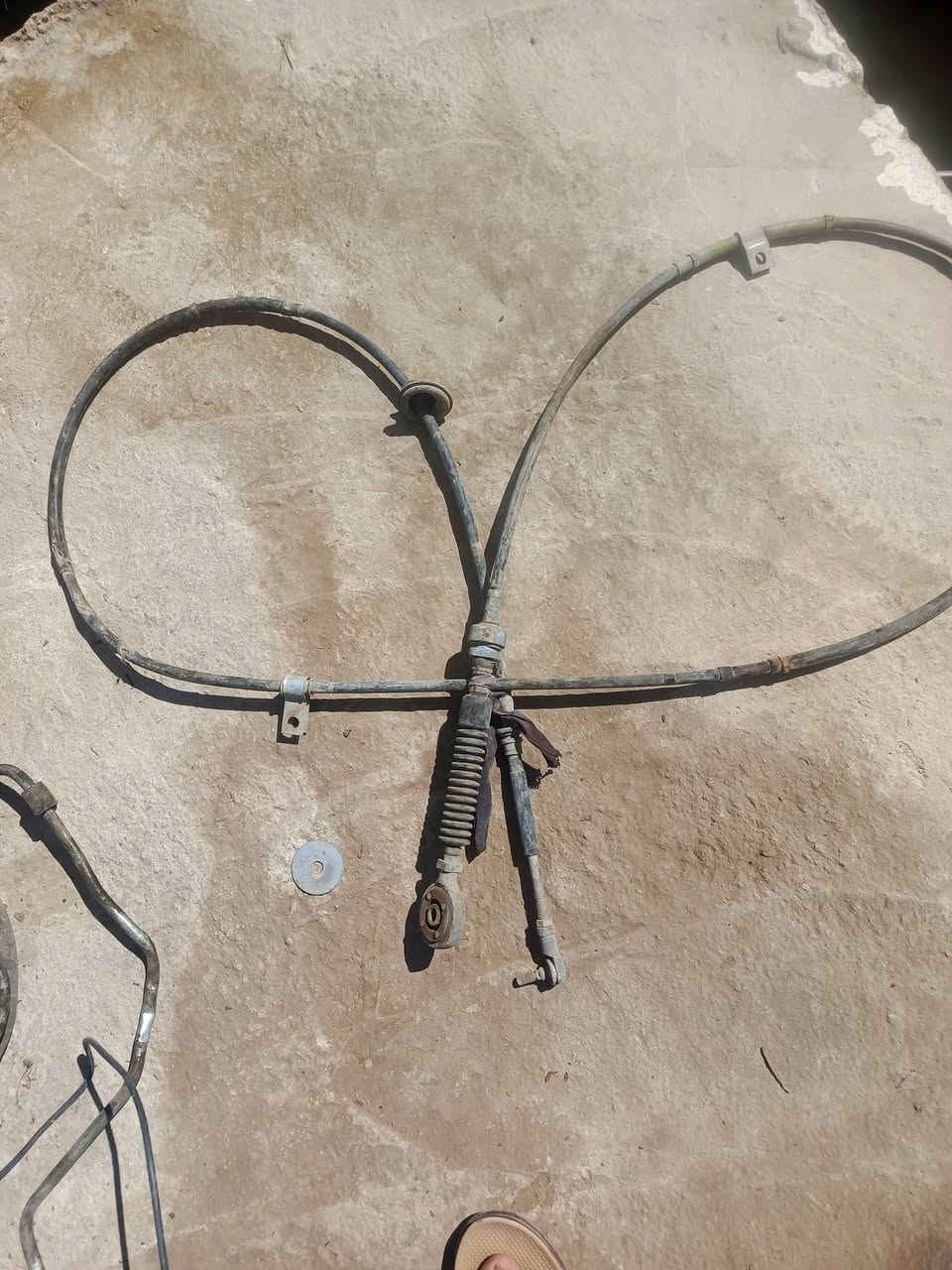 السلام عليكم دعاميه نظيفه  بيها ضرر شويه  قمجي كير اصلي نظيف  ماطور جامه مال طيره يم السايق للبيع***********
