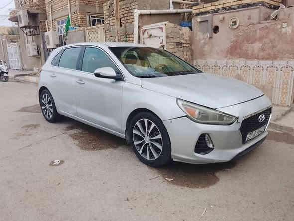 السلام عليكم الانترى هاش باك  موديل 2018حره بسمي سنويه ورقم نكليزي  صار شهر من حولته  تريد تحويل تريد وكاله  وارد امريكي مكفوله من تبديل ليبل واحد كله سياره بس بيه صبغ اثر جراد فول موصفات ماعده لفتحه جاهزه ولحمد لله مكينه 2000 تبريد وحداده وكهربائيات وتبريد وتدفه بلكشنات مكانه ذي قار مدينه الصدر سعره 100وبيه مجال لطيبين ***********
