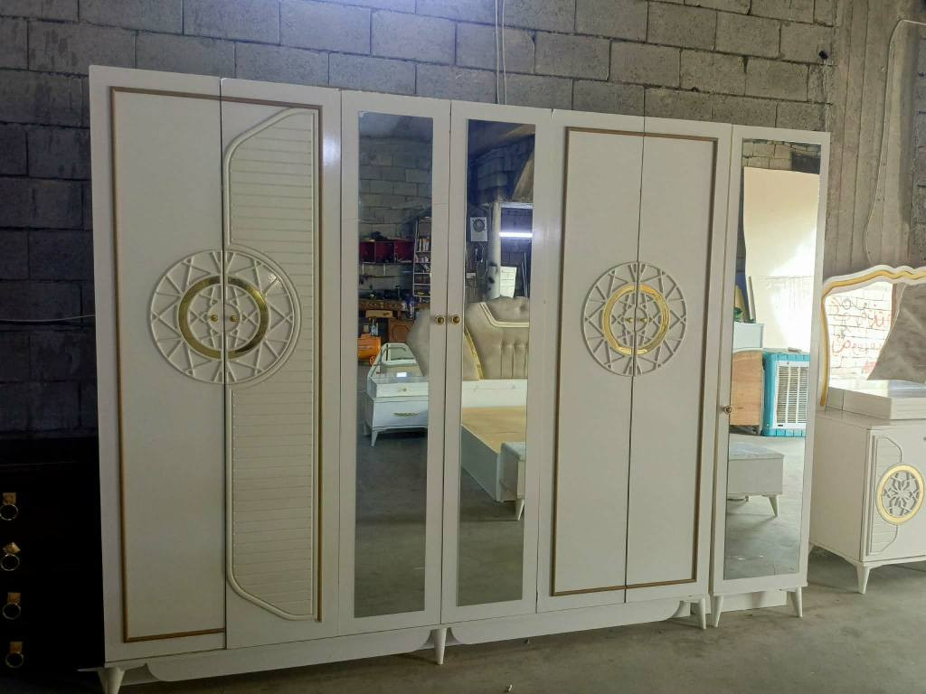 غرفه نوم تركي نظيفه لبيع سعر 550 شاري يخابر رقم *********** كركوك, العراق
