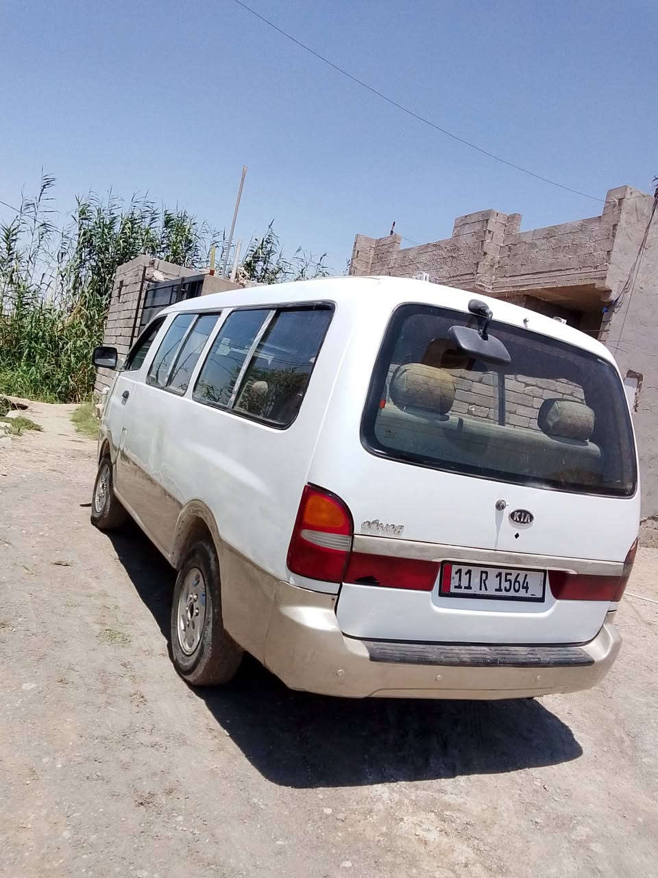 السلام عليكم كيه بريجو للبيع 
 موديل 96 رقم بغداد انكليزي 
مكاني موصل 
للاستفسار الاتصال عل 
***********
***********
