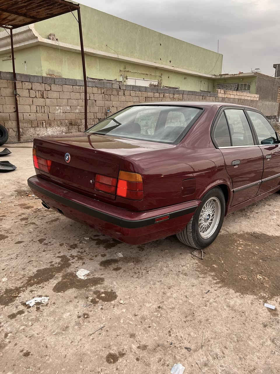 (525i). BMW e34
موديل 1991
كير أوتو 
وارد الماني
محرك مسكر فانوس
داخل جلد اسود +صاج ملكي
رقم سليمانيه
تحويل ثاني يوم او وكاله 
ويل 15 خليه
حداديه امامي خلفي جديده
سلايت روف شغال
دبل ايرباك
دركة f10
مري منفصل
جام ويا السلايت
سنتر لوك 
لايت صليب 
عالي زنون
عيون
كشنات جلد
تبريد شغال ثلج ❄️
محرك وكير شرط الكفاله
لون ماروني دم الغزال🔴
صبغ جديد تعمير درجة اولى 
كل شي جديد 
كهربائيات كلها شغاله
نعومه وعزل بلادي 
تخم تايرات جديد
السعر ٦٨ وبي مجال حك الجيه

بيع او مراوس حسب القناعه


**إذا كنت صاحب هذا الإعلان وتريد حذفه لأي سبب، رجاءا أرسل رسالة إلى الدعم الفني**