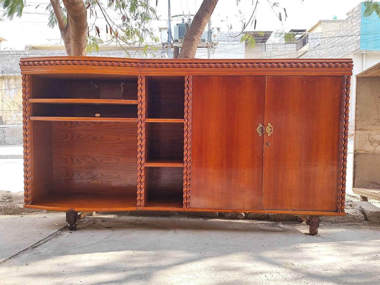 مناميه نظيفه حيل
المكان الزنجيلي
السعر 40 ألف بيه مجال 
الرقم ***********
