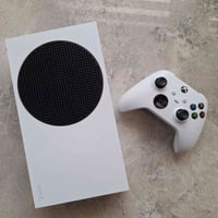 اكس بوكس سيريس اس • يو بي اس ٣٠٠٠V • هارد ١ت سريع