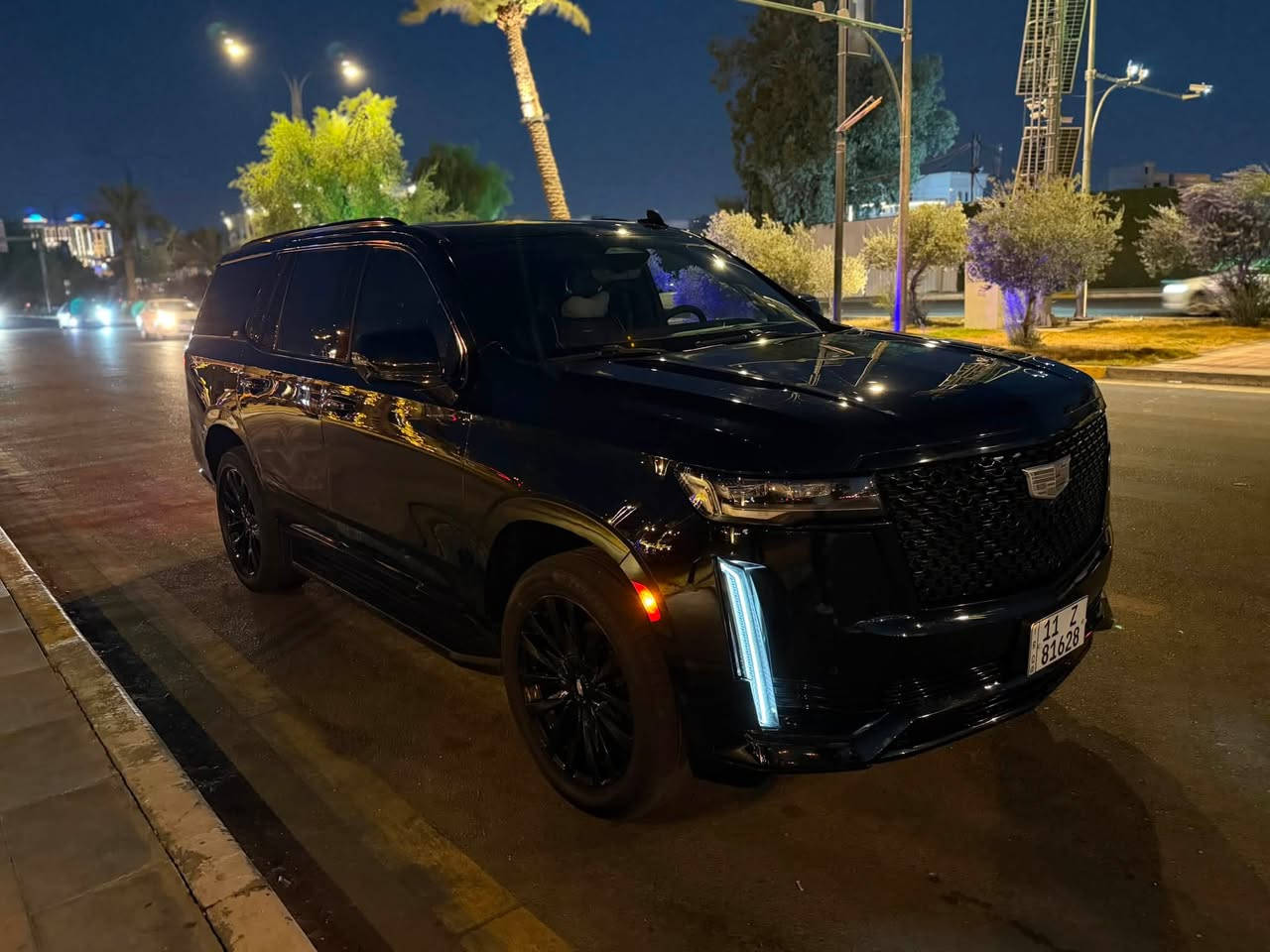 كاديلاك 2021
بسعر 59000$ 
وارد امريكي فقط حادث ابواب 2 عكس سائق
سيارة جديده مابيه اي نقص 
ماشيه 95000الف 
العنوان اليرموك ***********

