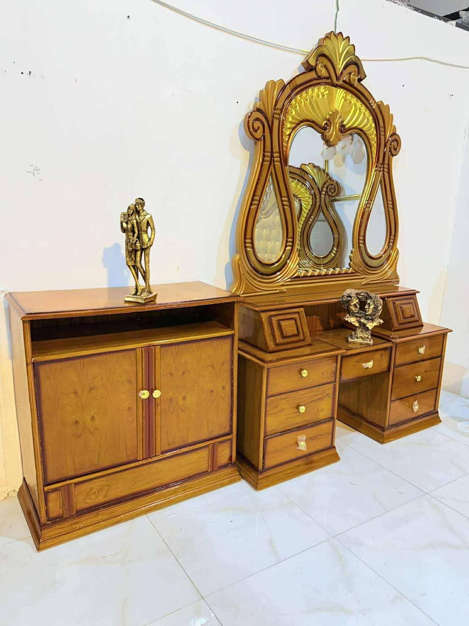 غرفه شغل وصط
السعر ٨٥٠ ٨٠٠ قفل 
شد نقل داخل بغداد مجاني 
نضافه ٩٠
موديل حديث


**إذا كنت صاحب هذا الإعلان وتريد حذفه لأي سبب، رجاءا أرسل رسالة إلى الدعم الفني**