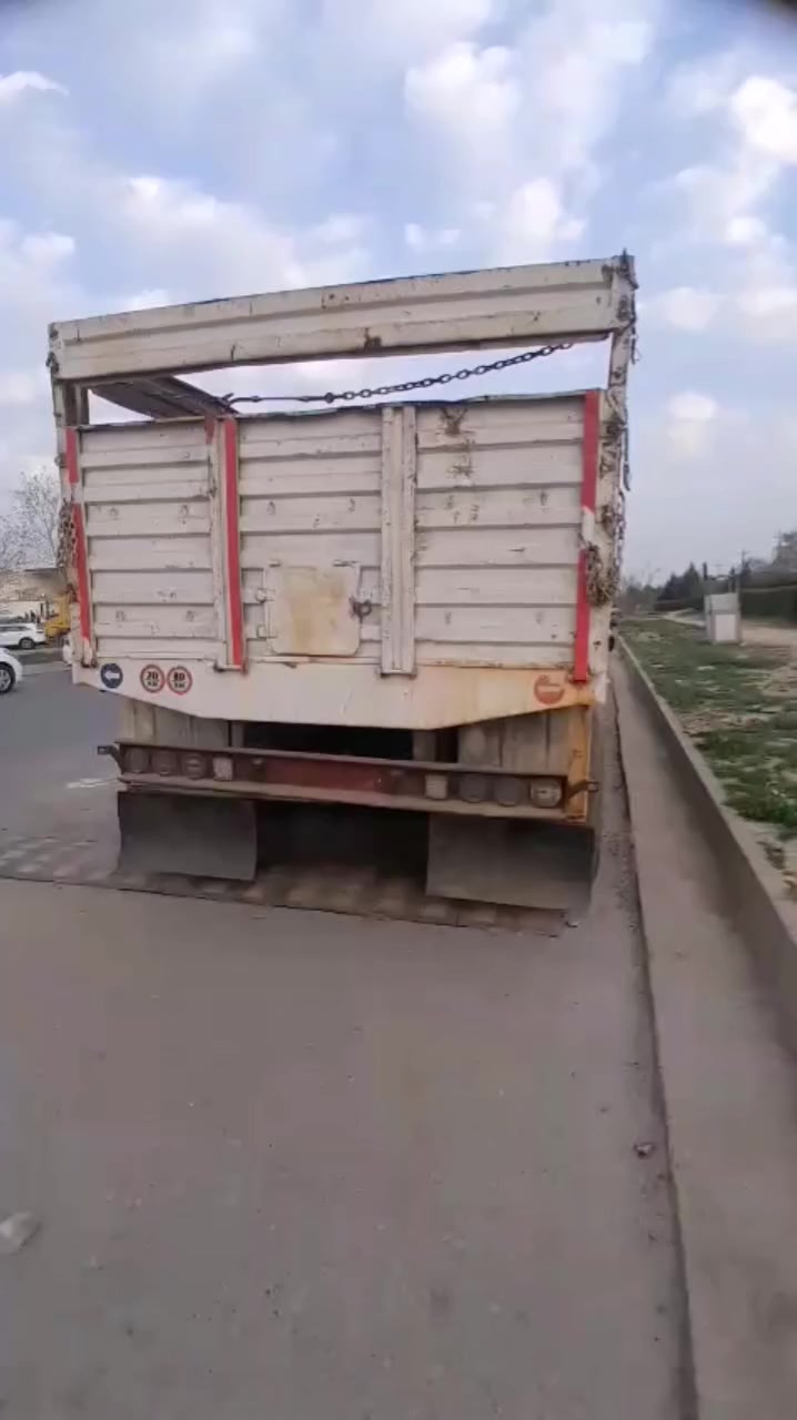 عربانه جناب للبيع 5دناكير 2سبرنك و3جوبلس رفاع عربانه خير من الله مناقصه شي سعر ***********
