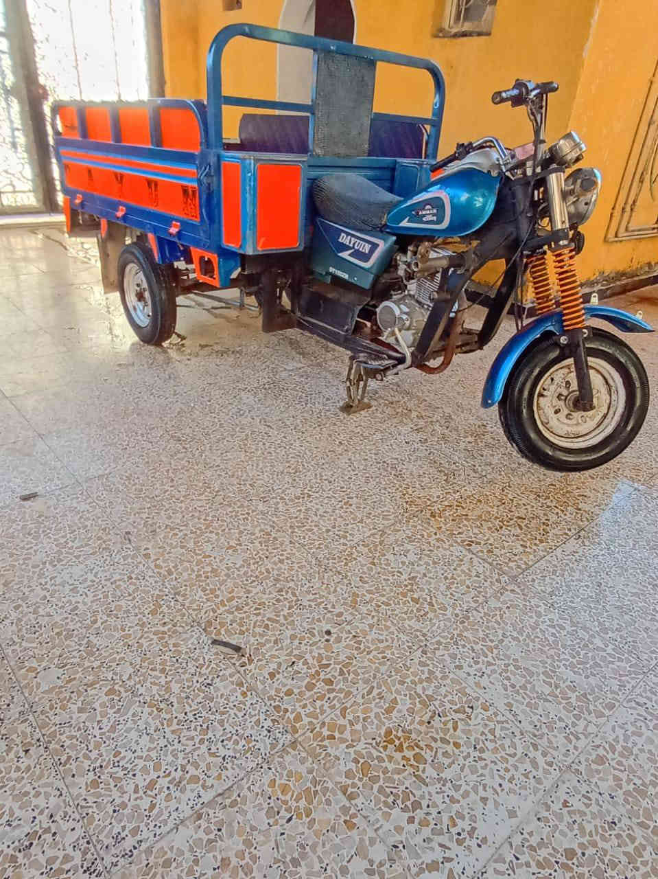 مديل 2017 مكفولة كهربايات كله شغاله سلف نكره تخم تاير جديد مكان كوت الحي ‏‪***********‬‏
