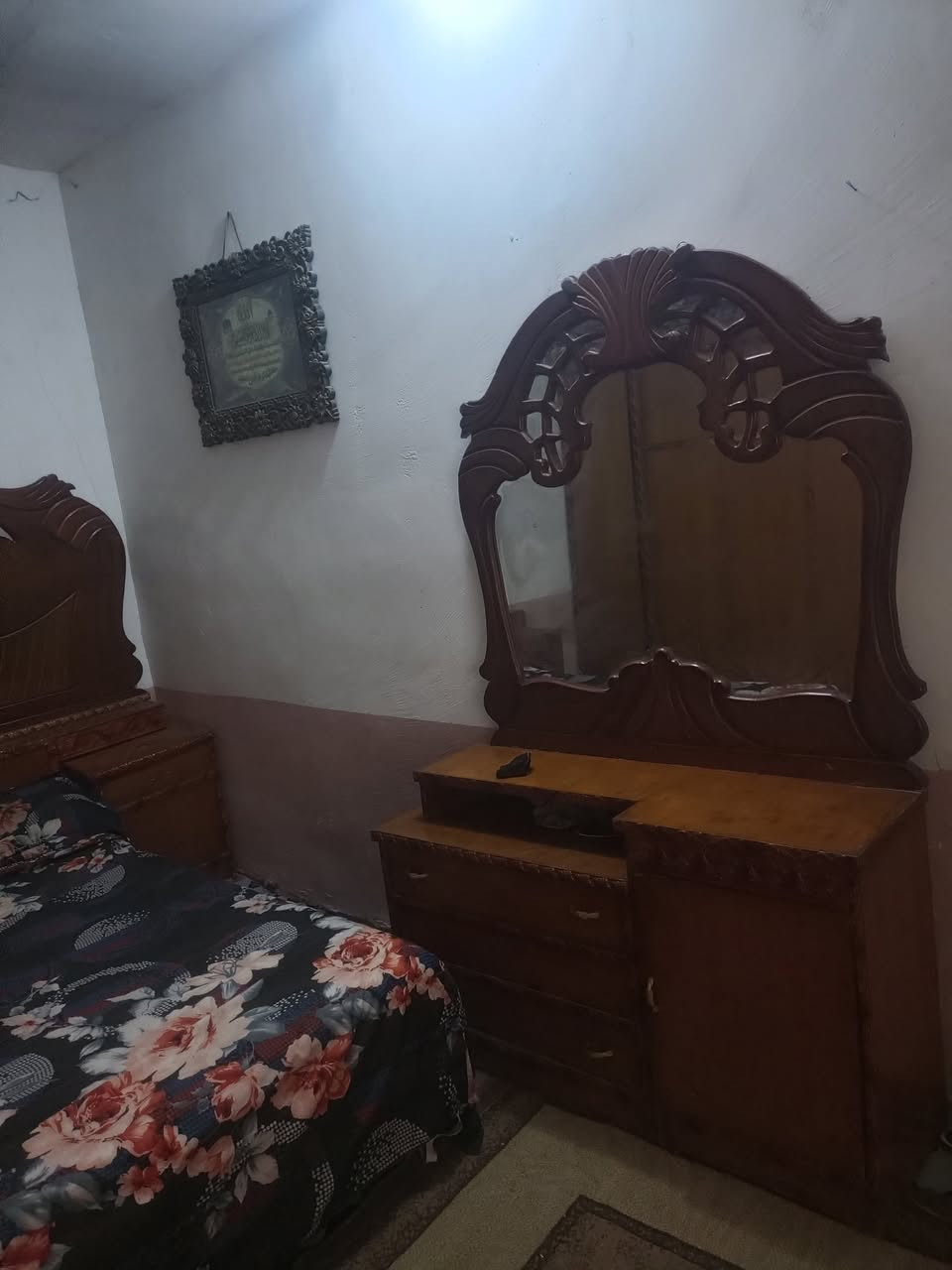 غرفه صاج سعره 350 وبيه مجال بيه ضرار قليل معه دوك هديه العنوان بابل الحصوه ***********
