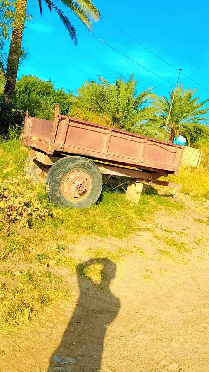 مكينة عنتر ٨٠ للبيع سعر ٥ملاين وبيه مجال عنوان الخالص هبهب رقم الهاتف ***********
