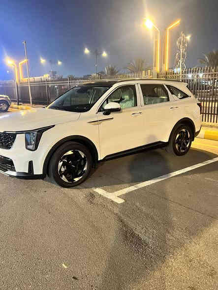 سورنتو 2024
محرك 6 سلندر 
كير ماوس
بنراما 
داتوشو
حساسات
كراسي خلفيه كهربائي 
كراسي كهرباء 
جنطة كهرباء 
بصمة وتشغيل عن بعد
شاشة متصلة تعمل بنظام بلي كار نفيكيشن
انارة ليزرية داخلية متغيرة الالوان 
اللايت عالي ناصي زنون 
لد نهاري ليزري امامي 
بك لايت ليزري LED
هندبريك دكمة 
اوتو هولد 
درايف مود
مانع انزلاق
مساعد منحدرات
شحن وايرليس بلوتوث 
تحكمات ستيرن فول 
حساسات امامي خلفي 
كامرة دوارة
تبريد 3 قطع مع تحكم منفصل للخلف 

السيارة استيراد الشركة الدولية لوكالة كيا 
ضمان 5 سنوات 

السعر 330 وبيها مجال 
  
***********

مكانها بغداد
