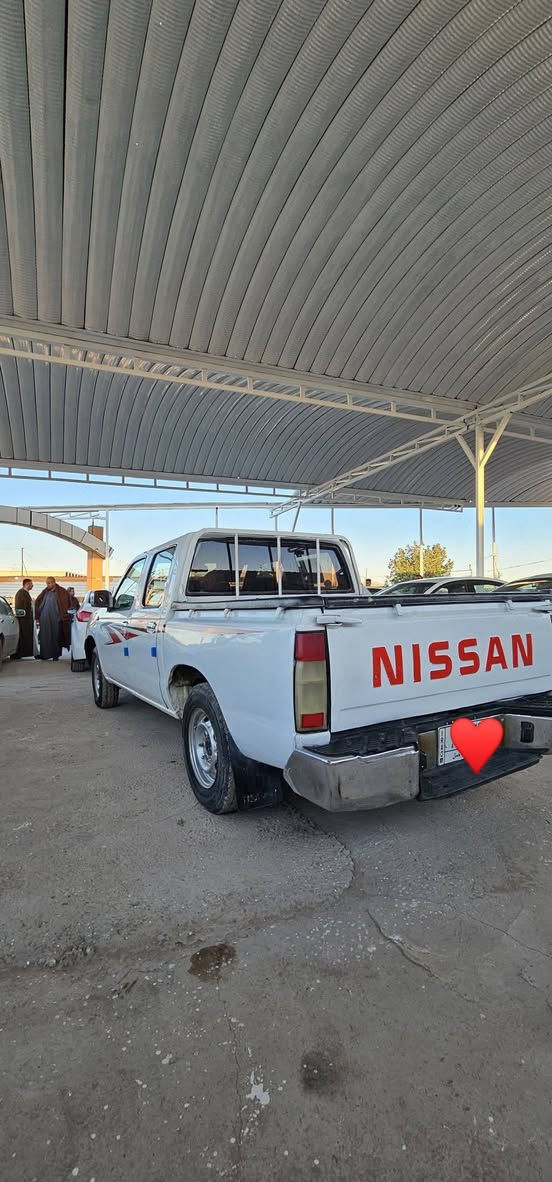 نيسان ٢٠٠٧ 
رقم ميسان سنوية ل ٢٨ 
كير ومكينة جدد 
ضررها موضح بالسونار 
مكانها بالنجف 
السعر ١٠٣ وبيها مجال 

***********
