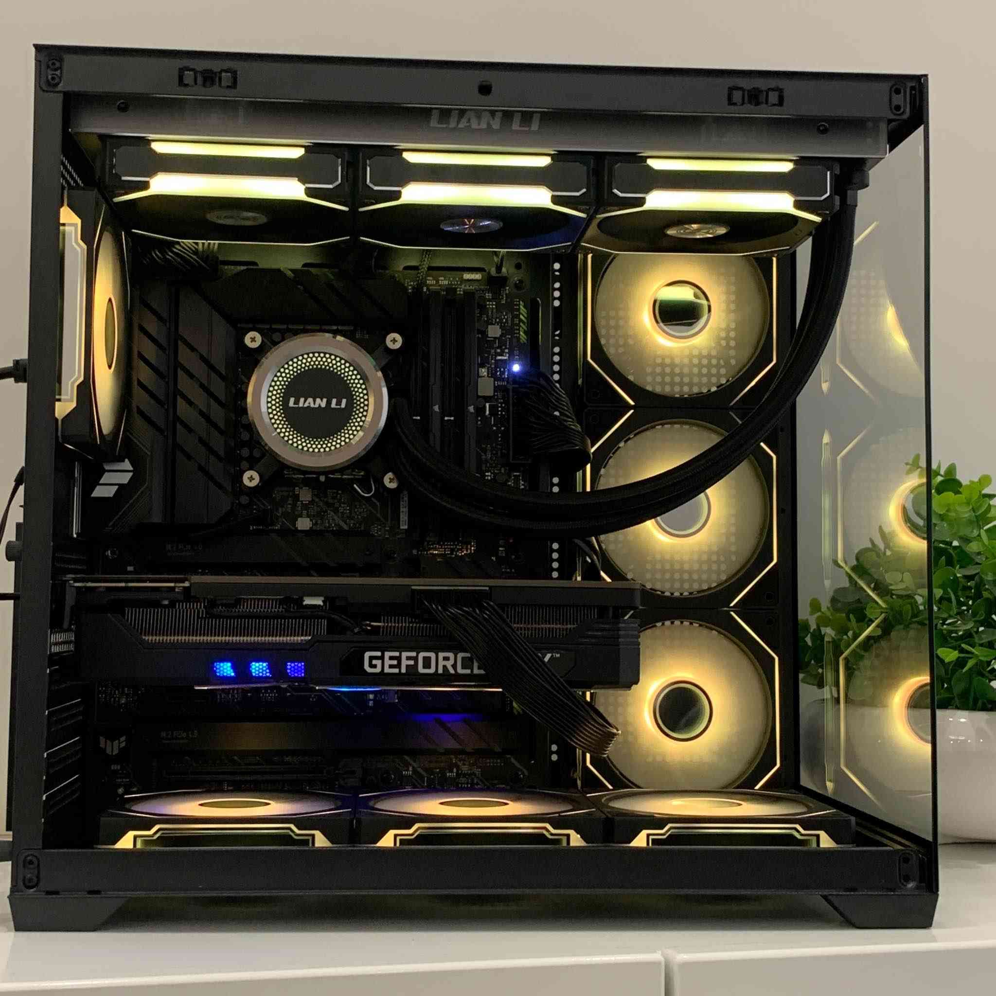 PC Specifications

::CPU:: Intel® Core™ i9-12900K (16C / 24T)
::CPU Cooler:: Lian Li Galahad 360 Uni Fan SL120
::MOBO:: ASUS TUF GAMING Z690-PLUS WIFI
::RAM:: CORSAIR Vengeance 32GB DDR5-5200
::SSD:: Samsung 980 PRO 1TB NVMe PCIe 4.0
::GPU:: Palit GeForce RTX™ 3090 GamingPro 24GB
::PSU:: DeepCool PM750D 850W 80+ Gold
::Case:: Dual-Glass Mid-Tower Case (7× ARGB Fans) السليمانية, العراق


**إذا كنت صاحب هذا الإعلان وتريد حذفه لأي سبب، رجاءا أرسل رسالة إلى الدعم الفني**