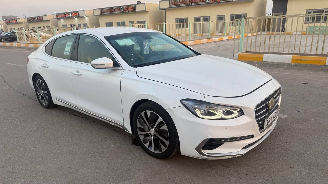 سلام عليكم هونداي أزير ه وارد كوري موديل 18 سياره غاز بلاد جهازه كير محرك تبريد تخم تاير جديد 
سعر 135 وبيهه مجال 
مكاني بصره *********** البصرة, العراق
