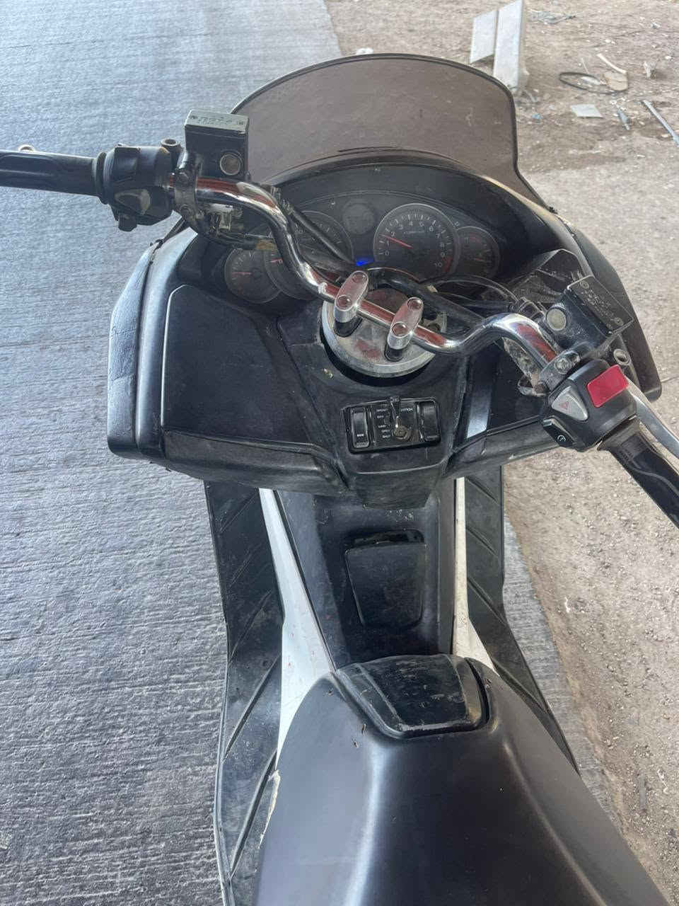 سلام عليكم دراجه فورزه صفر 12 كلشي شغال بيها دراجه حلوه ابيع كوم حديد طافيه بس هيه مكينه نكره ماتعبك ولا تعبني خوتها كلهن غاليت دبيع بسبب عندي  ضرف خاص لايت اشاير هورن كله شغال كيجات بانزين حماوه رون سرعه  كله يتشغل ابيعلك طافي بس هيه نكره سلف شراي يتصل او خاص سعرها 550 وبيها مجال بسيط *********** مكاني بغداد حي القاهره او جامع النداء بغداد, العراق
