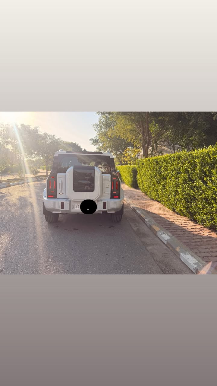 سلام عليكم 

جيتور T2 لاكجري موديل 2025 مكفولة كفالة عام اللون ابيض بلاد قطعة مميزة ضمان وكالة هارلم مكفول كفالة عامة من كلشي
رقم سليمانية مميز

المواصفات
محرك 2000 تيربو
فتحة سقف بانوراما
حساسات امامية وخلفية
كاميرات 360
كشنات جلد
كشنات تبريد
تبريد قطعتين
شاشة عرض حجم كبير
ثلاجة
تشغيل عن بعد وبصمة عدد 2
مصابيح LED كاملة
ناقل حركة 7 سرعات
اوامر وتحكمات صوتية
مثبت سرعة
رادارات جانبية
حساسات اصطفاف
قيادة ذاتية
توقف تلقائي لتفادي الصدمات

رقم صاحب السيارة 
***********
