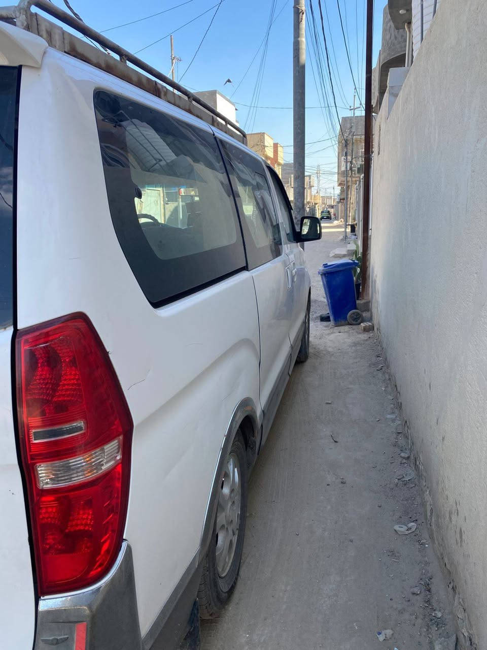 السلام عليكم ستاركس لبيع ٢٠١٤رقم بصر انكليزي بسمي كير محرك اكسن مكفول بيه شبر  صبغ جاملغ الخلفي وبارد جاملغ المامي فقط ستفسار أكثر تصال ***********
