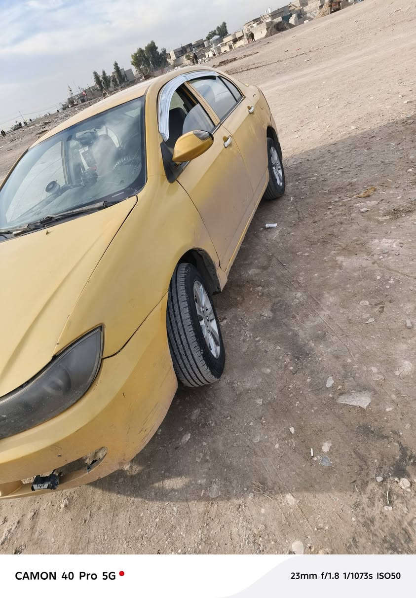 سلام عليكم لبيع او مراوس سياره ليفان 620 محرك كير شرط كورله بيه معجون بب بابين ول جاملغ الخلفي كاربون مو مسجله شرط هيه غرامات 450 الف عل مشتري سعر 32 بيه مجال ***********
