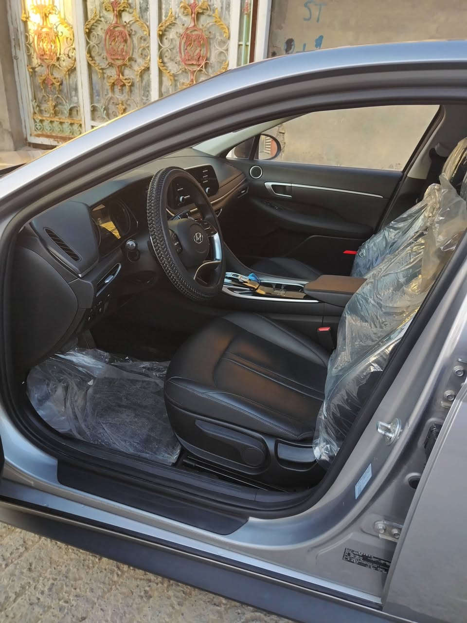 السلام عليكم.. سوناتا موديل ٢٣ سلفر   رقم بغداد اصل كوري غاز كفالة بدون ثقوب قمارة.. المواصفات

بصمة 
بصمة ابواب
دخول ذكي
تحكم استيرن جهتين
كشنات تدفئه 
رادار امامي
مرايات شفط
اشاره بالمراية
حساس خلفي
تشغيل عن بعد 
مثبت سرعة
قياده ذاتية
تحديد مسار
لد نهاري
اوتو هولد
نظام Eco
حساس اطارات

وبعد بيه مواصفات 
السعر ١٨٩وبيه مجال... للأستفسار الاتصال على الرقم ***********
