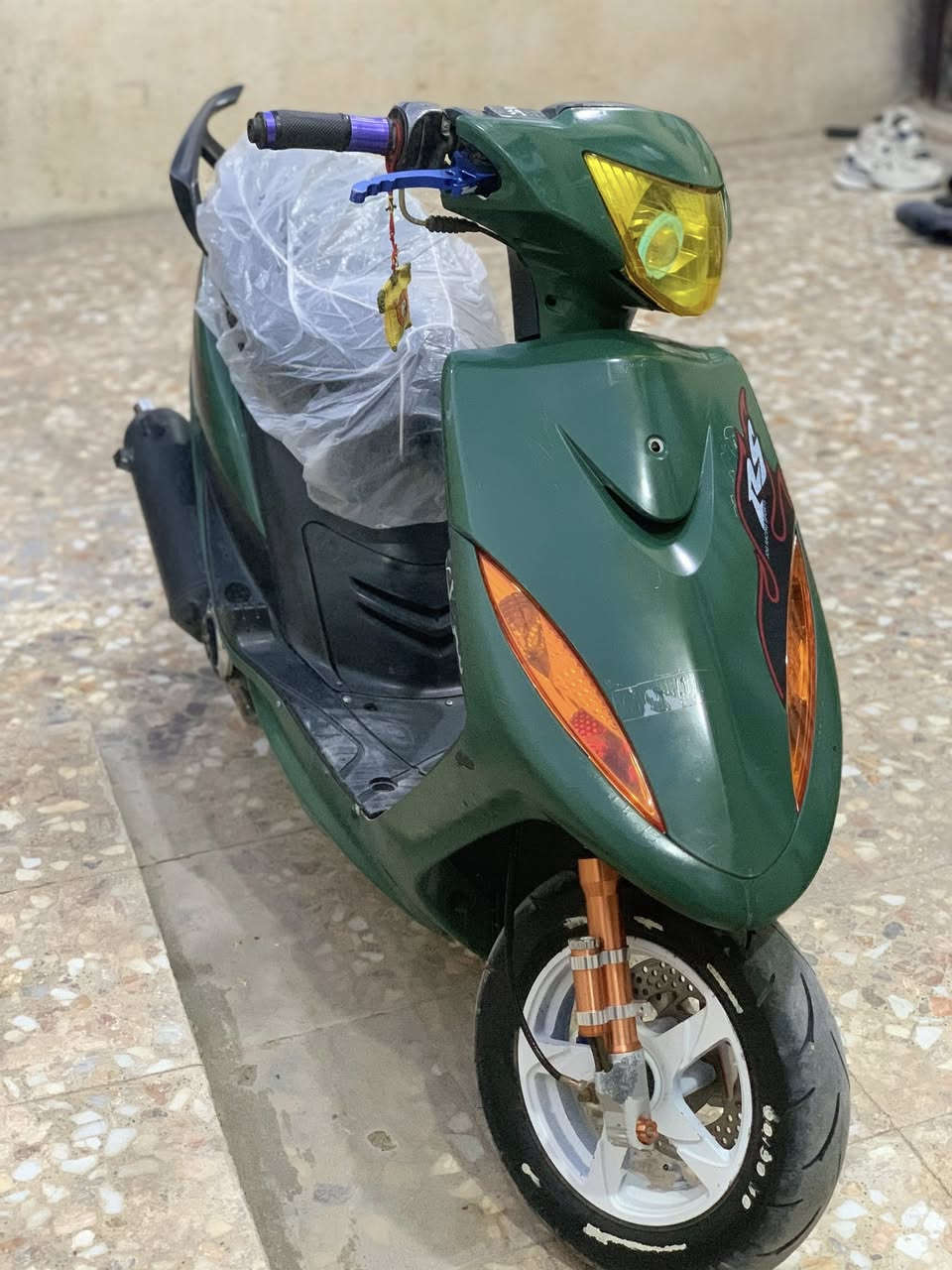 ماكس عدلة ياباني
ماكس عدلة ياباني 

لون زيتوني 🫒(مصبوغ)

محرك (نشط تجي تفحص الدراجه ب الشلعه و ب المعدل)

بوشه (49 مفتوحه تجفيت فقط)

تزويد - (صدر امامي رياضي اصلي - دبل خلفي -قاعده مال سويج بلادي -رجل بلادي -قبق فلاوين 
- قبق مال دهن)

صالنصة اف ام بوشتين 

وياله (اصليه مصبوغ)

كلشي شغال بيه دراجه مابيه اي نقص تجي تفحص الدراجة نفس الي ب المنشور 

السعر 500 - بيه مجال بسيط اذا مو شراي لا تراسل و تعب روحك


**إذا كنت صاحب هذا الإعلان وتريد حذفه لأي سبب، رجاءا أرسل رسالة إلى الدعم الفني**