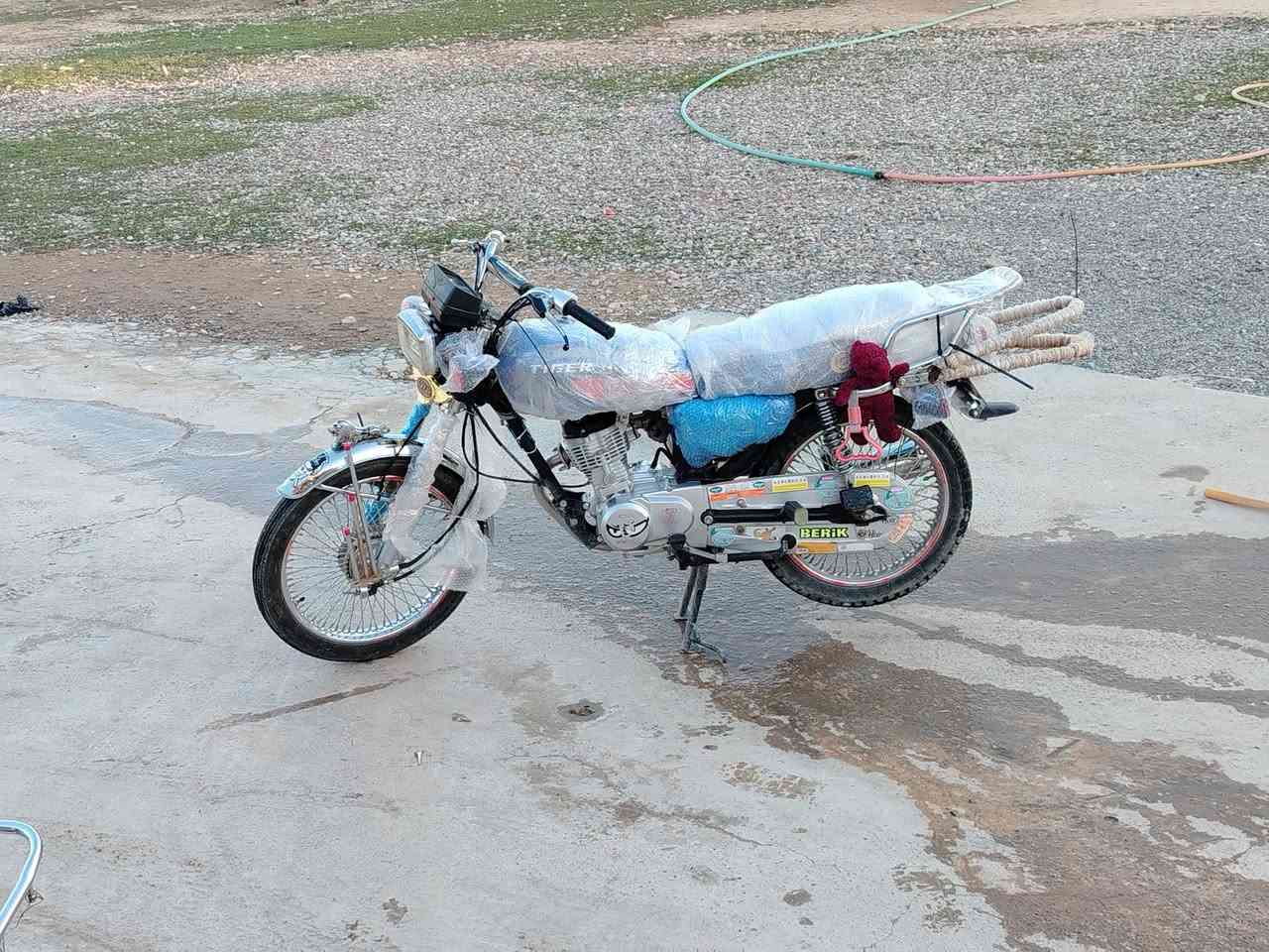 السلام عليكم تايكر اربعه كير موديل 2020محرك مفتوح نضافه فول كهربائيات شغاله نشاط فول تايرات جدد السعر خاص


**إذا كنت صاحب هذا الإعلان وتريد حذفه لأي سبب، رجاءا أرسل رسالة إلى الدعم الفني**