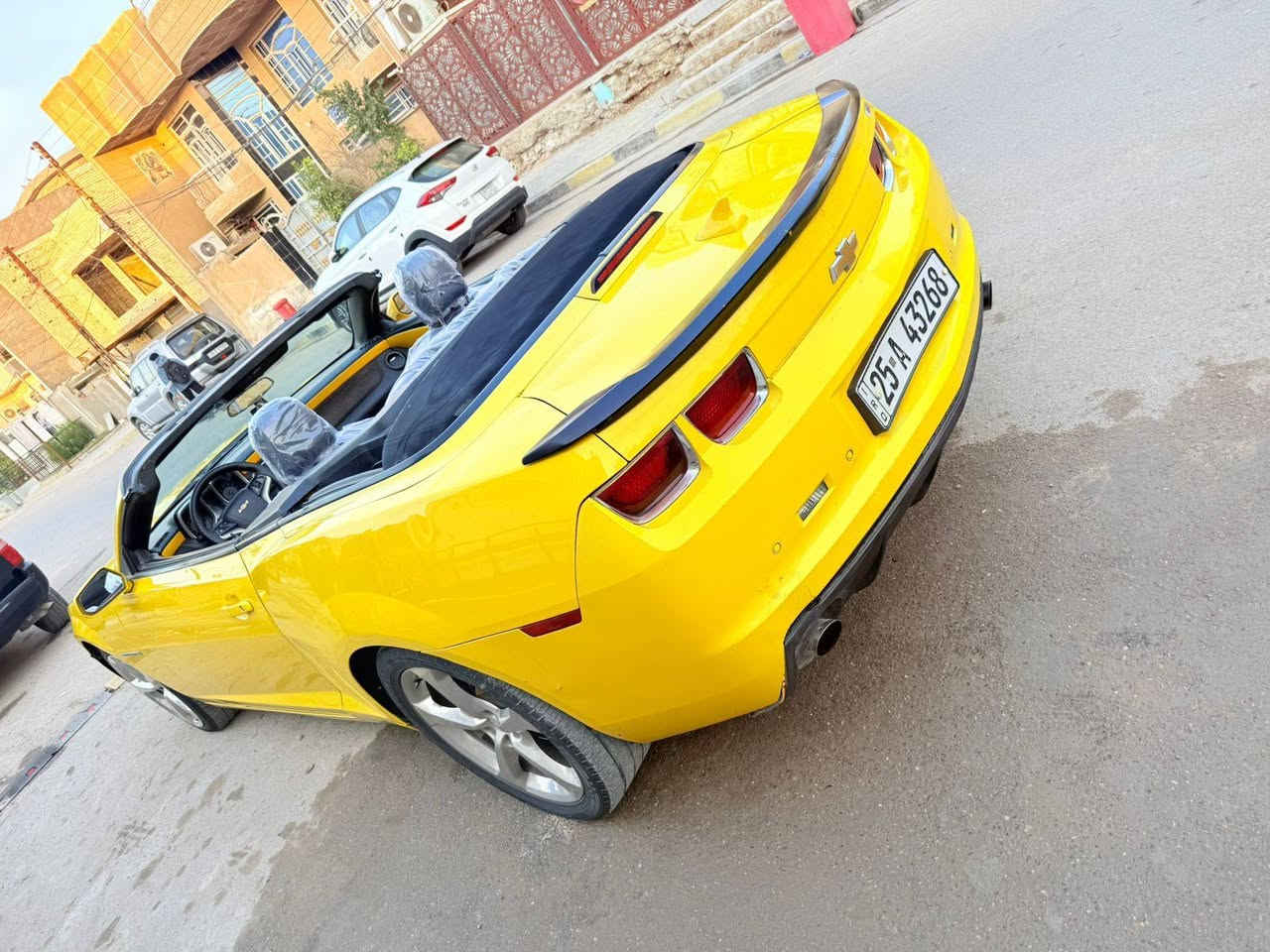 ***********
*********** للبيع
85 وبيها مجال
كمارو 2013  RT
تخم تاير ويل 20 كروم
صدر امامي خلفي جديد
مكينه وكير مكفولات 
باتري جديد
تدفئه تبريد
شاشاه وسستم صوت 
غرفه اول بارحه مدوشمه كلها للسياره
والسياره باسمي تحويل ثاني يوم
عنوان السياره بغداد الحسينيه / راشديه
شارع الجريخي قرب جامع اسد الله الغالب
