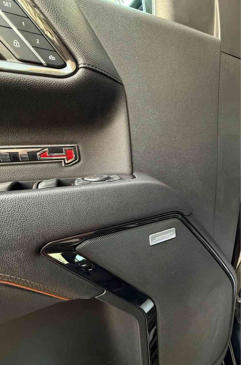 سييرا AT4 بحالة ممتازة جداً ونظيفة استعمال شخصي ✨

🔹 محرك 6.2 لتر V8 قوي
🔹 جير اوتوماتيك 10 سرعات
🔹 دبل (4x4) فئة AT4 أوف رود
🔹 كامرات 360 درجة كاملة 📸
🔹 كشنات جلد تدفئة + تبريد ♨️❄️
🔹 تدفئة ستيرن ♨️
🔹 فتحة سقف بانوراما 🪟
🔹 تشغيل عن بعد 🚗🔑
🔹 شاحن لاسلكي 📱
🔹 نظام صوت BOSE الأصلي 🎵
🔹 شاشة وسطية كبيرة + عدادات ديجيتال
🔹 حساسات أمامية وخلفية
🔶 صبغ باب خلفي سكن 
✨ وغيرها الكثير من المواصفات 

📅 الموديل: 2023
📍 الممشى: 58,000 كم
🚗 السيارة جاهزة وما تحتاج أي مصاريف
مكان السياره بغداد 
لاستفسار الاتصال على الرقم : *********** بغداد, العراق
