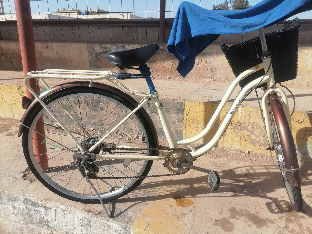 بايسكل حجم ٢٦ جوابه وره وكدام جدد تاير وره جديد بريك جديد سعر خاص متواجد ٢٤ ساعه *********** واتساب وخط
